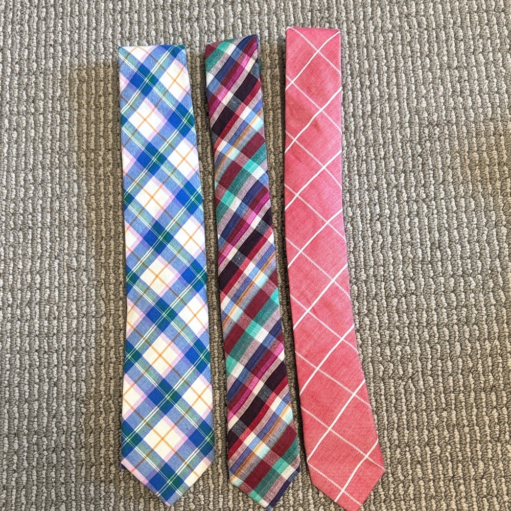 The Tie Bar Multicolor Plaid and Pink Tie Set